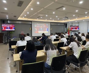四川再担保公司组织集中收看中国共产党四川省第十二次代表大会开幕大会