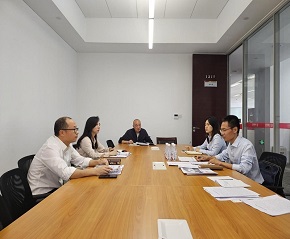 公司领导带队赴华夏银行成都分行交流座谈